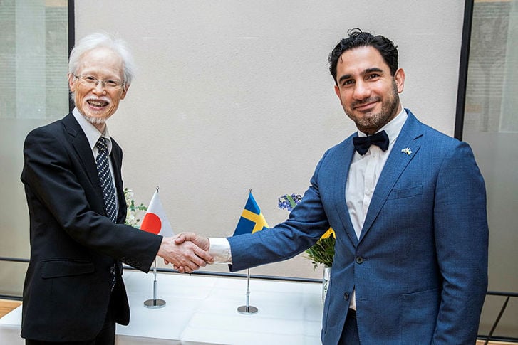 Avtal om social trygghet Shekarabi och Masaki.jpg